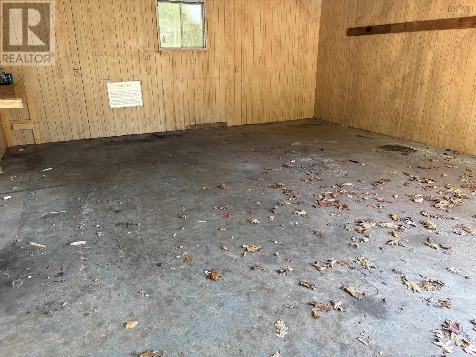 Property 32 of 41 of 1 Pinecrest Drive