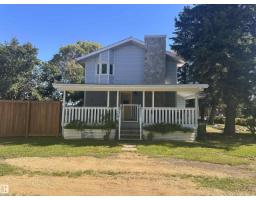 Bedroom 2 - 9828 110 St, Westlock, AB T7P1P6 Photo 6