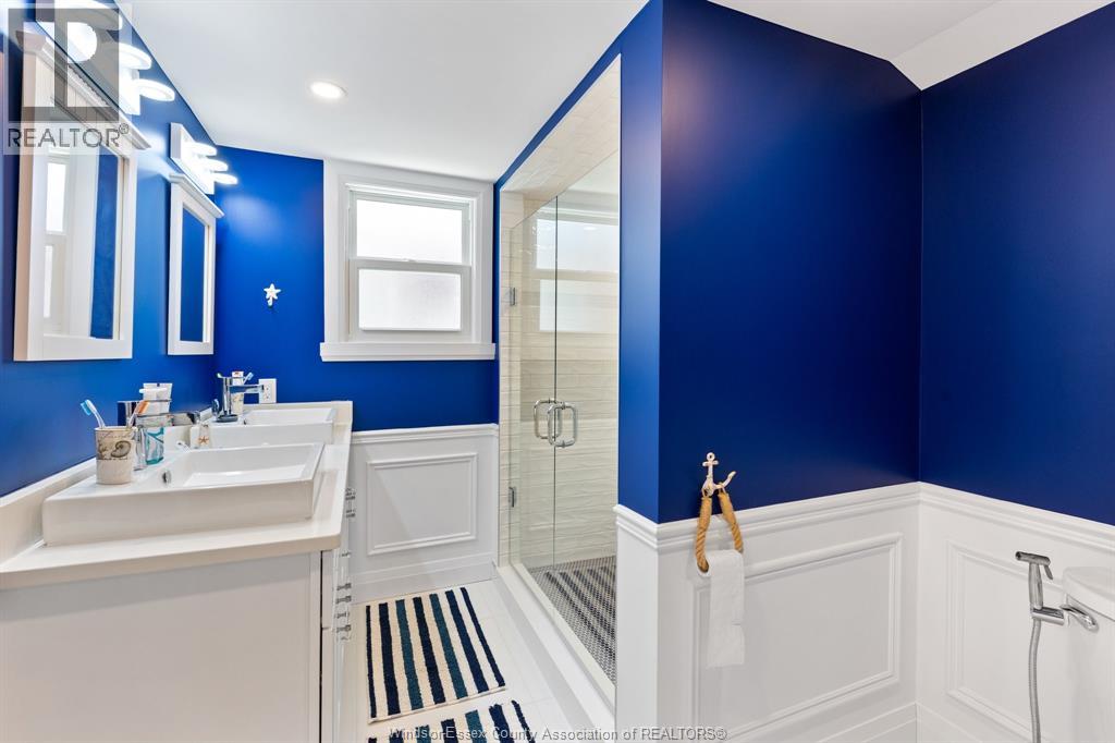 853 LAWRENCE AVENUE - Image 12