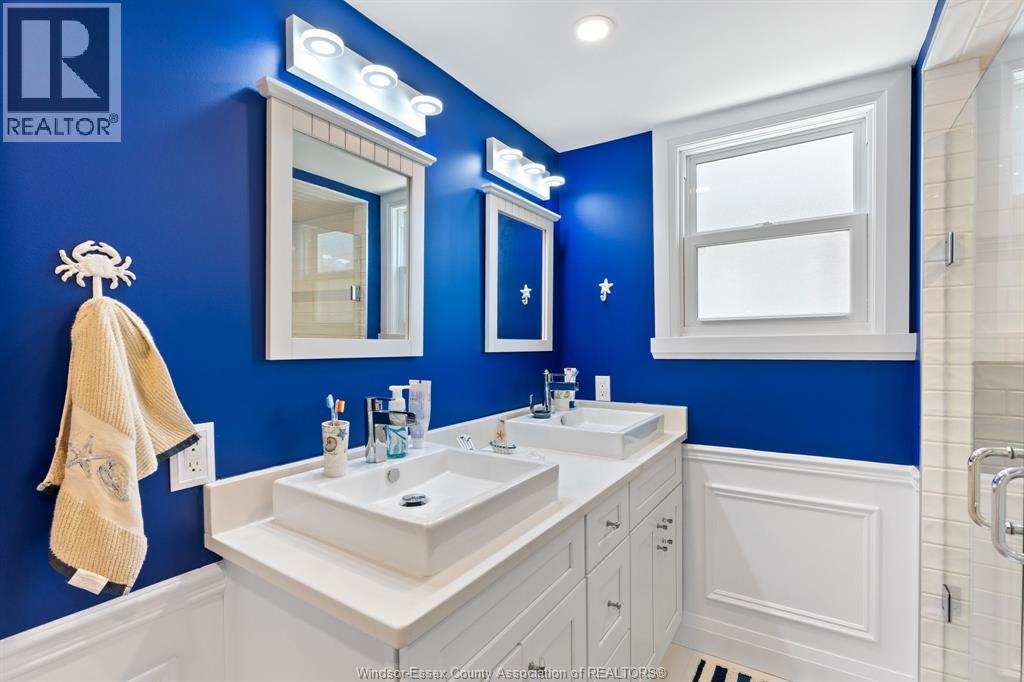 853 LAWRENCE AVENUE - 13