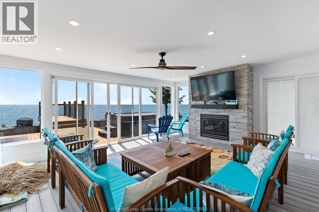 853 LAWRENCE AVENUE - Image 21