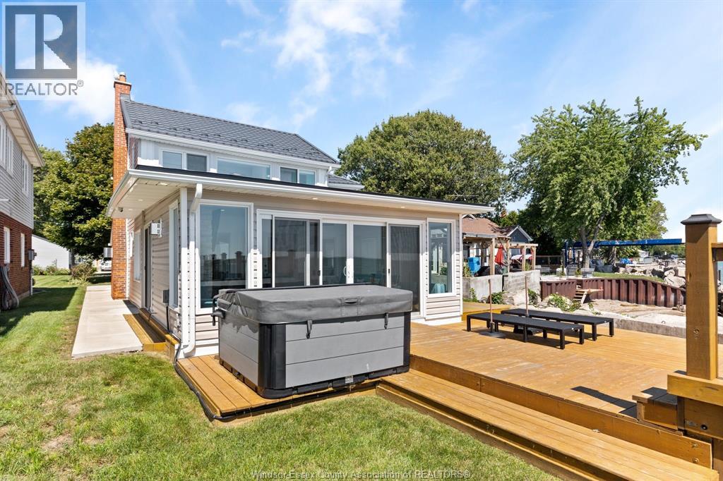 853 LAWRENCE AVENUE - 26
