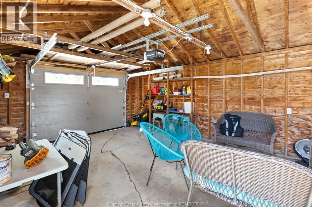 853 LAWRENCE AVENUE - Image 27