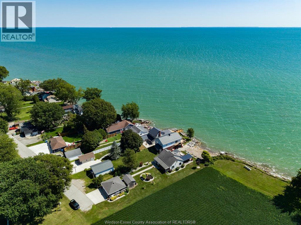 853 LAWRENCE AVENUE - Image 31