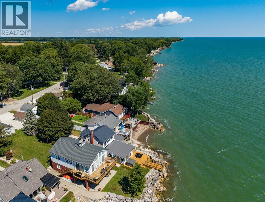 853 LAWRENCE AVENUE - 37