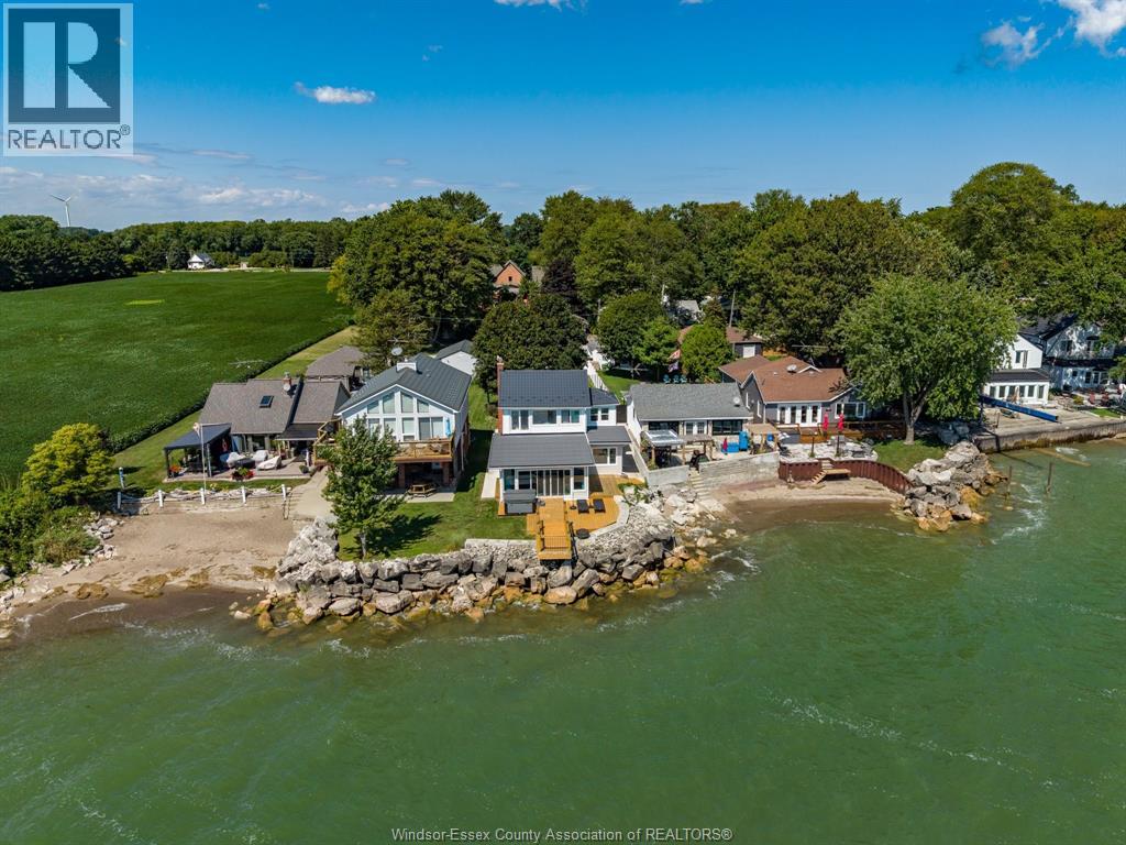 853 LAWRENCE AVENUE - 39