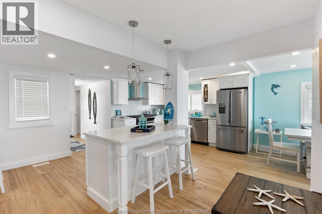 853 LAWRENCE AVENUE - 6