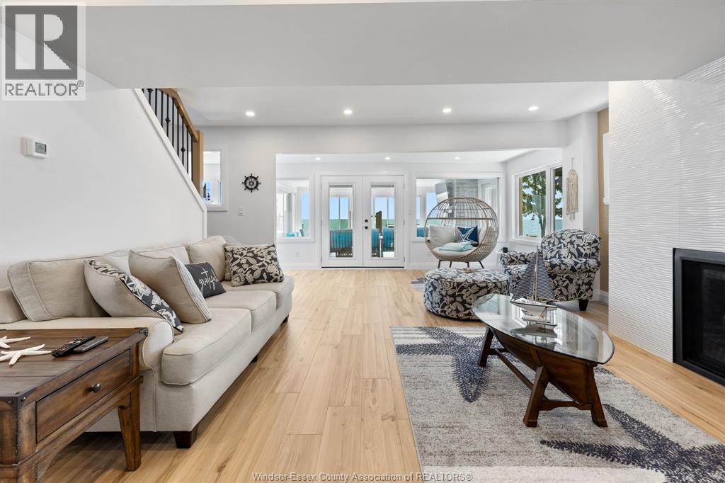 853 LAWRENCE AVENUE - Image 8