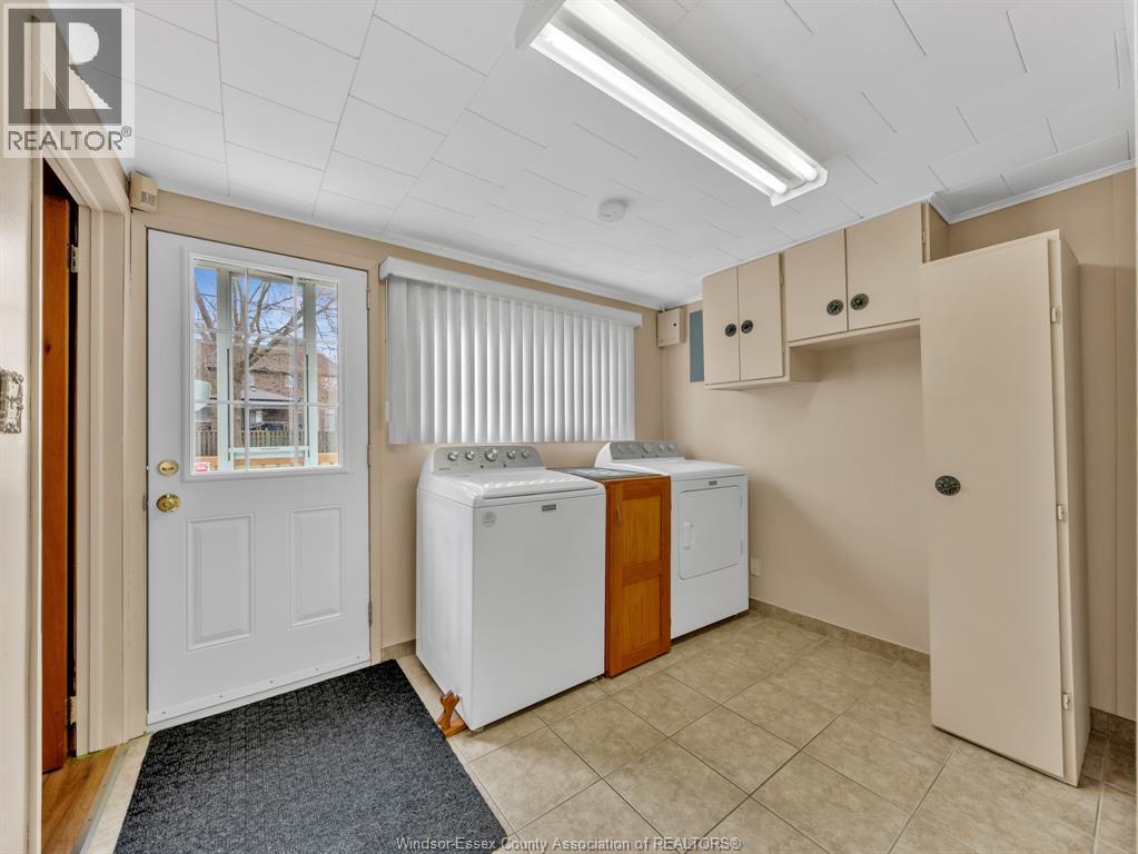 180 ELSWORTH - 17