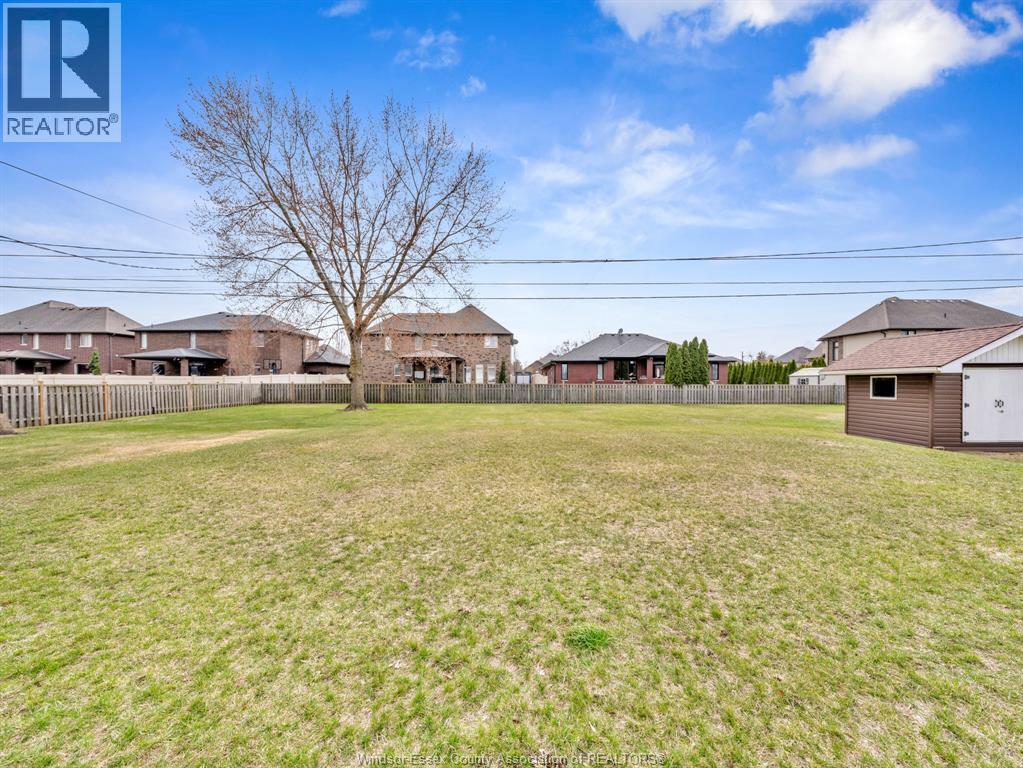 180 ELSWORTH - Image 30
