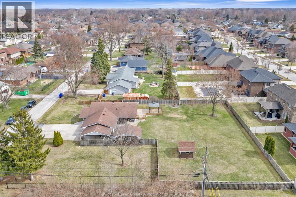 180 ELSWORTH - Image 43