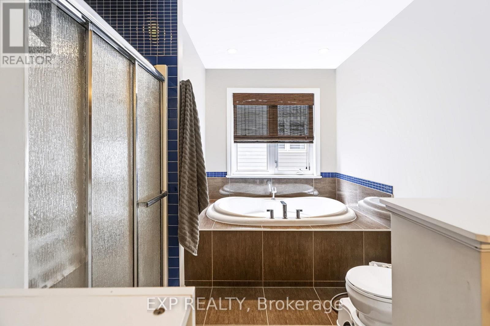 513 EGRET WAY W - Image 35