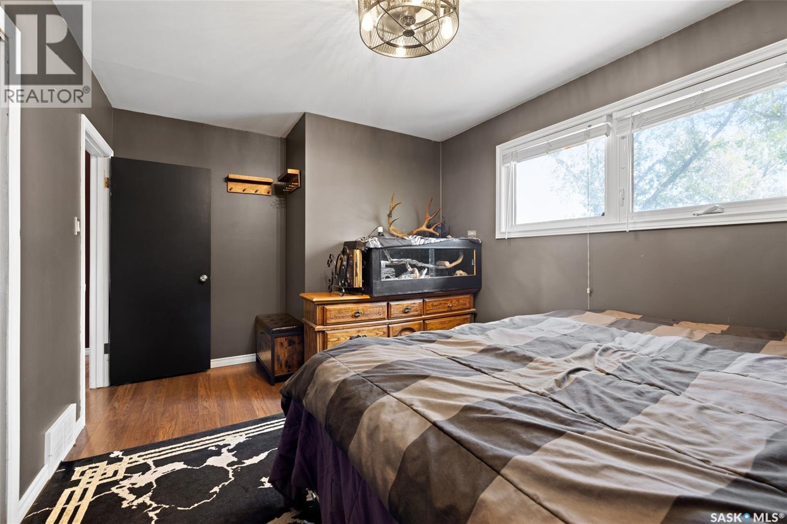 520 Montague STREET - Image 13