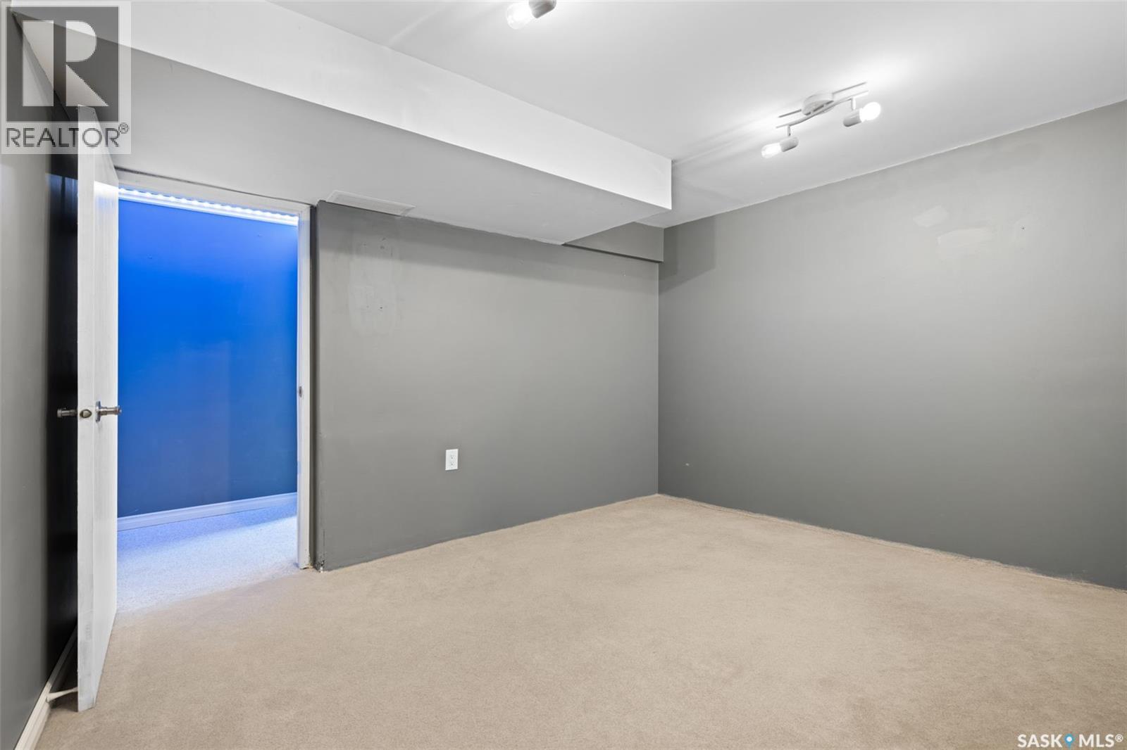 520 Montague STREET - Image 24