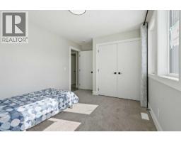 74 Alpine Gardens SW - photo 35