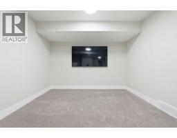 74 Alpine Gardens SW - photo 40