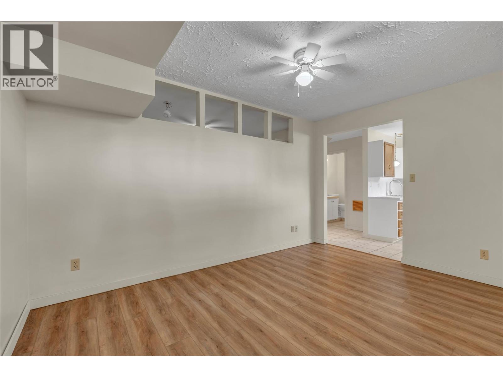 158 Glen Place - 26