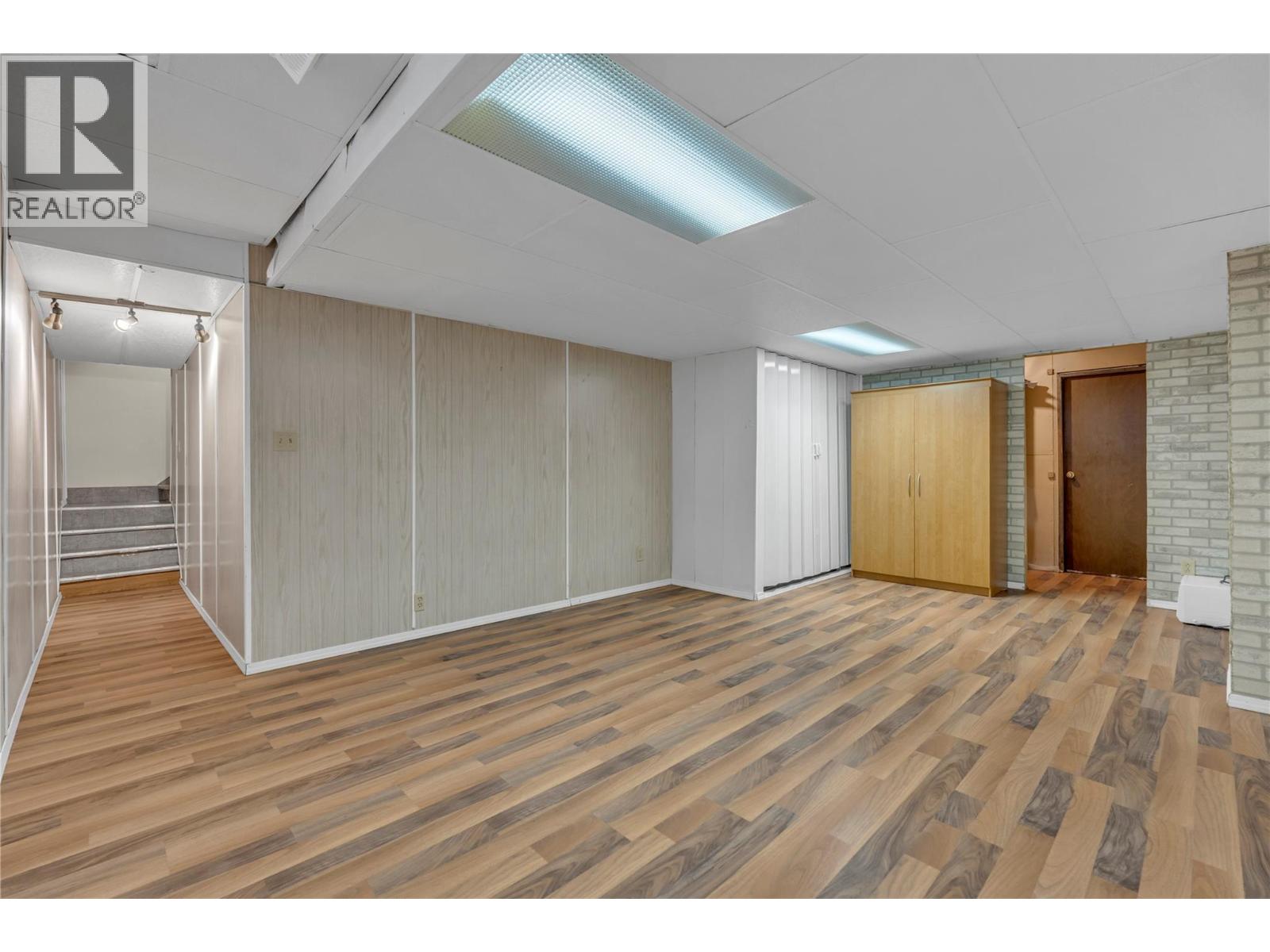 158 Glen Place - 22