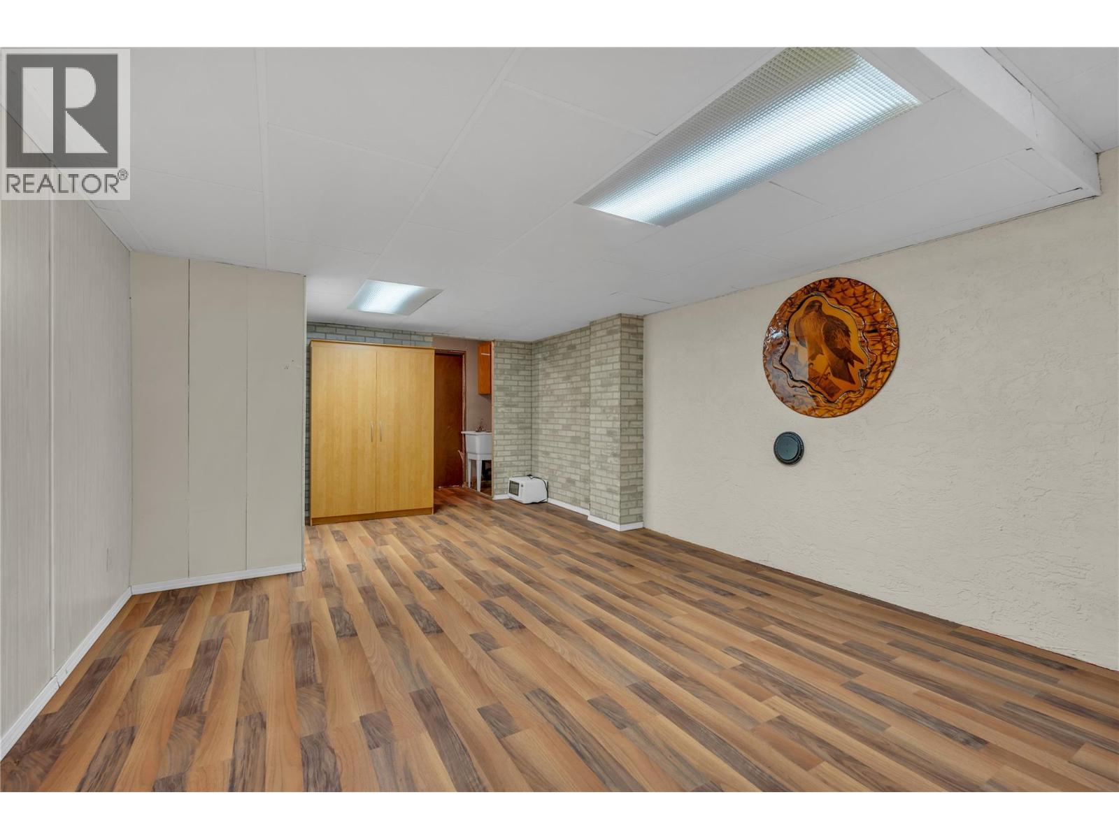  158 Glen Place Other, Penticton