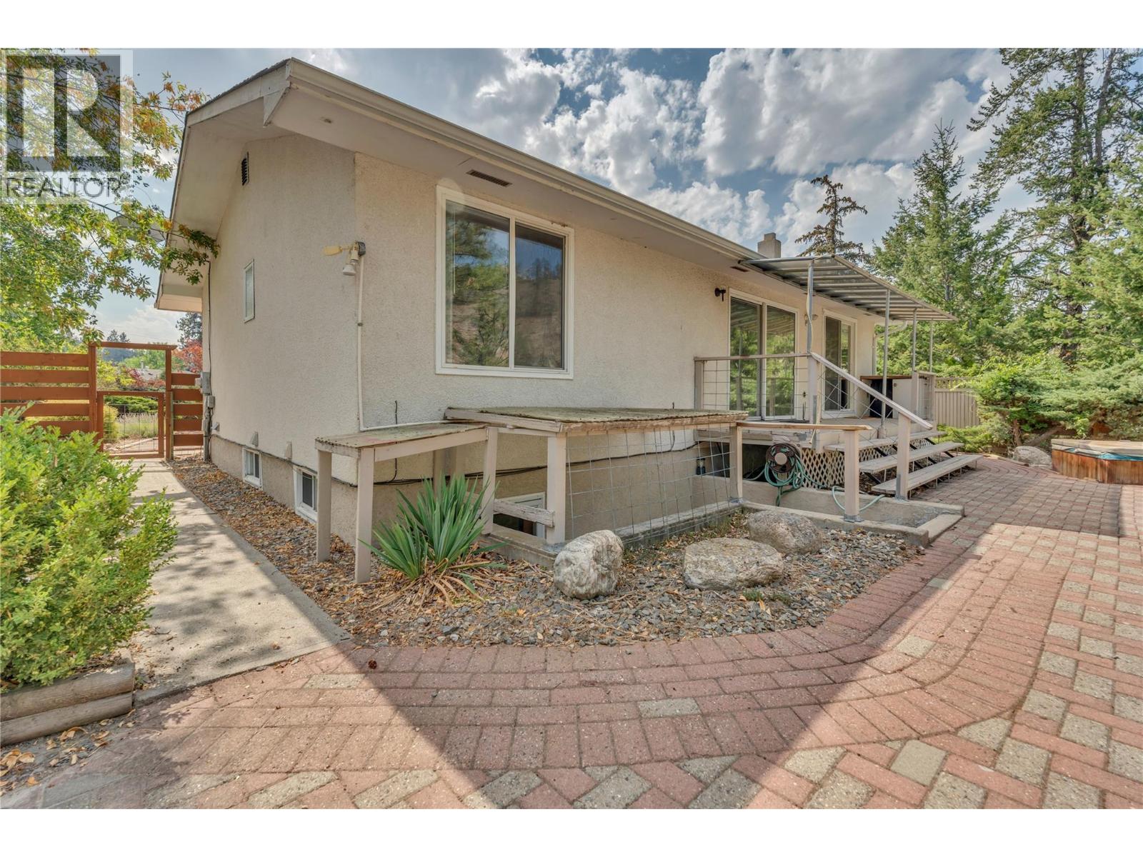  158 Glen Place Other, Penticton