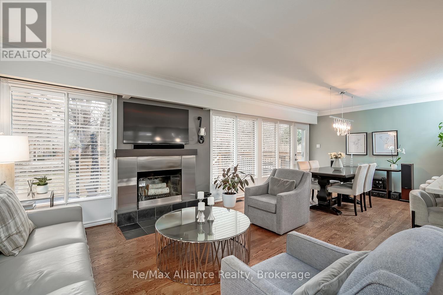 183 WESTMINSTER DRIVE - 21