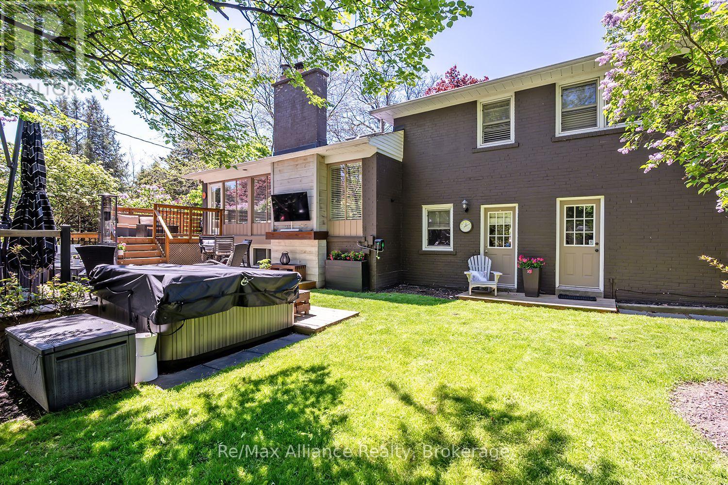 183 WESTMINSTER DRIVE - 39