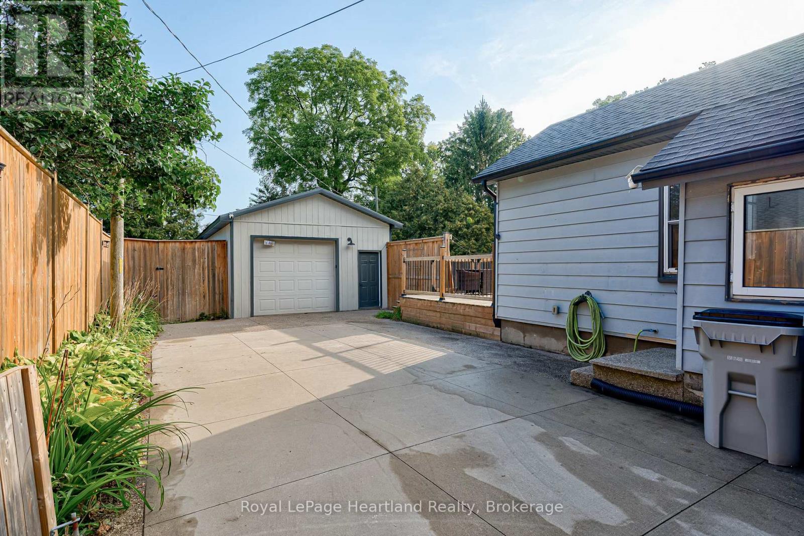 166 GODERICH STREET W - 33
