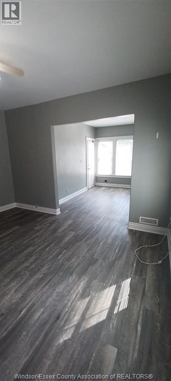 #2 387 PARTINGTON, Windsor, Ontario, N9B2N4, Windsor, Ontario — photo 5 of 5