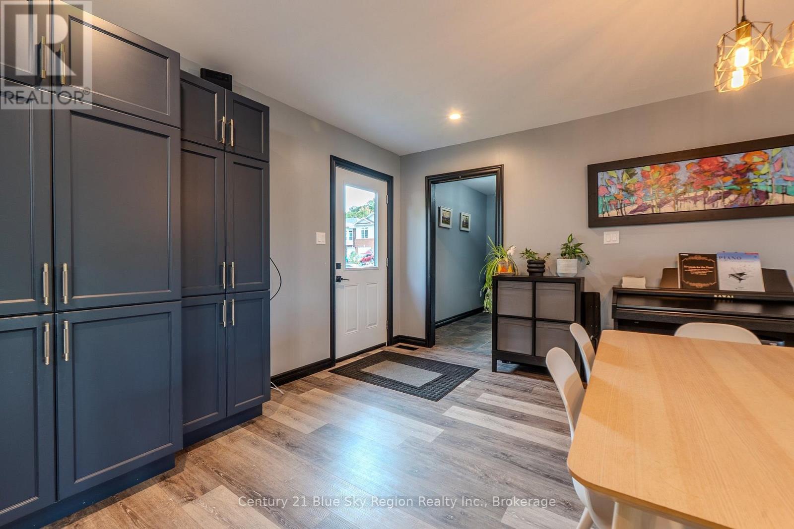 39 TUPPER DRIVE - 14