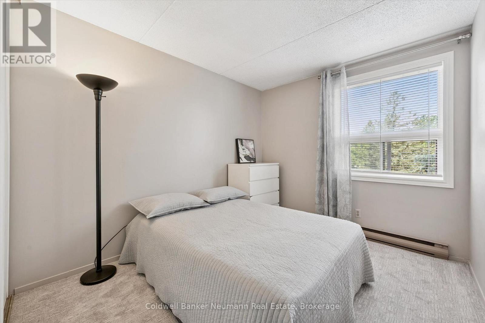 #407 65 SILVERCREEK PARKWAY N - Image 13