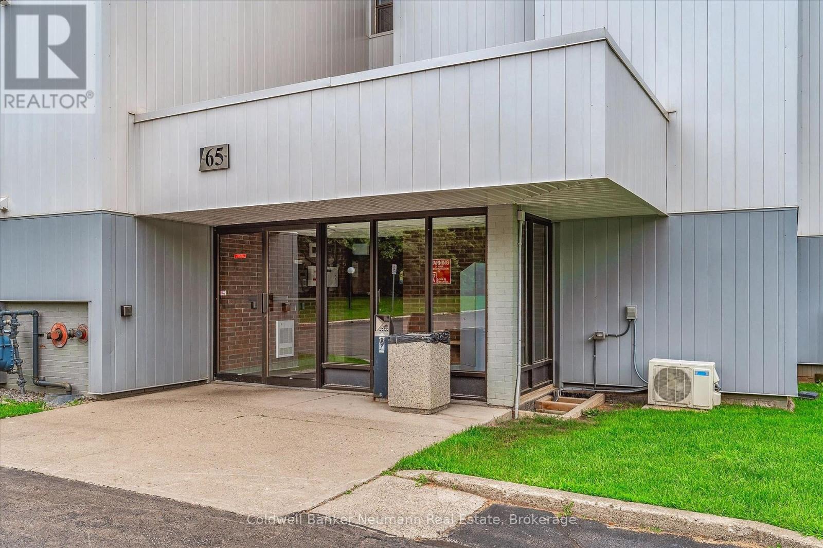#407 65 SILVERCREEK PARKWAY N - 23