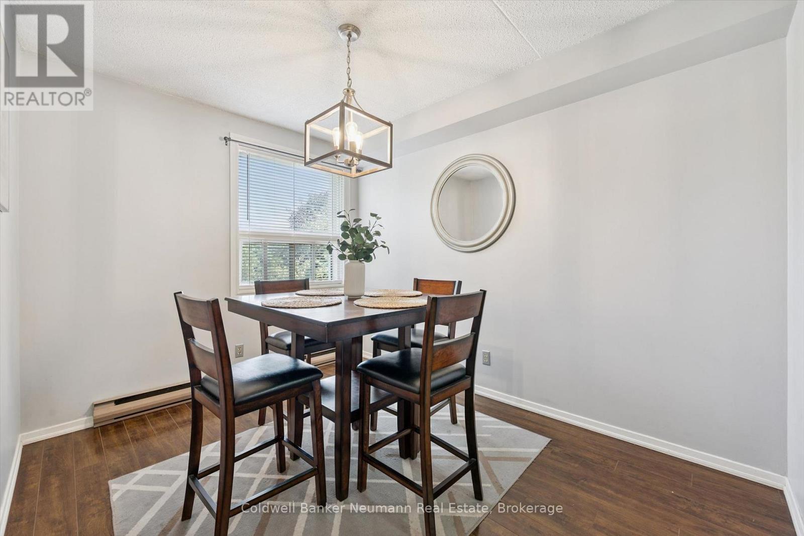 #407 65 SILVERCREEK PARKWAY N - 27