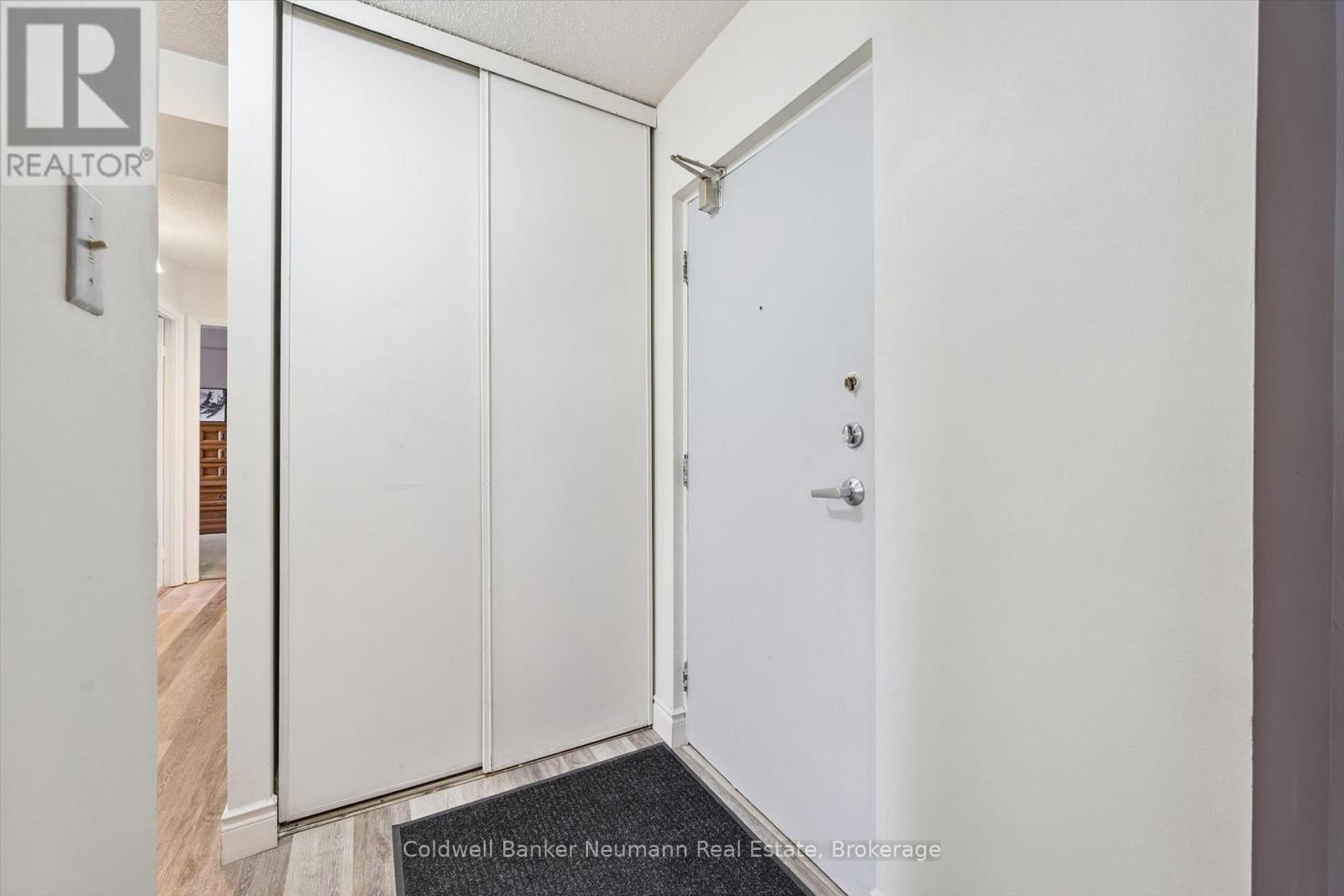 #407 65 SILVERCREEK PARKWAY N - 6