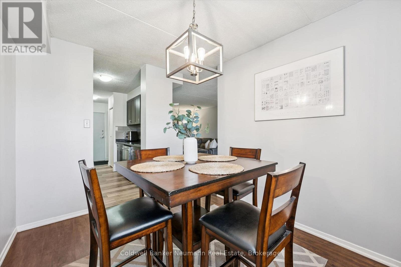 #407 65 SILVERCREEK PARKWAY N - 8