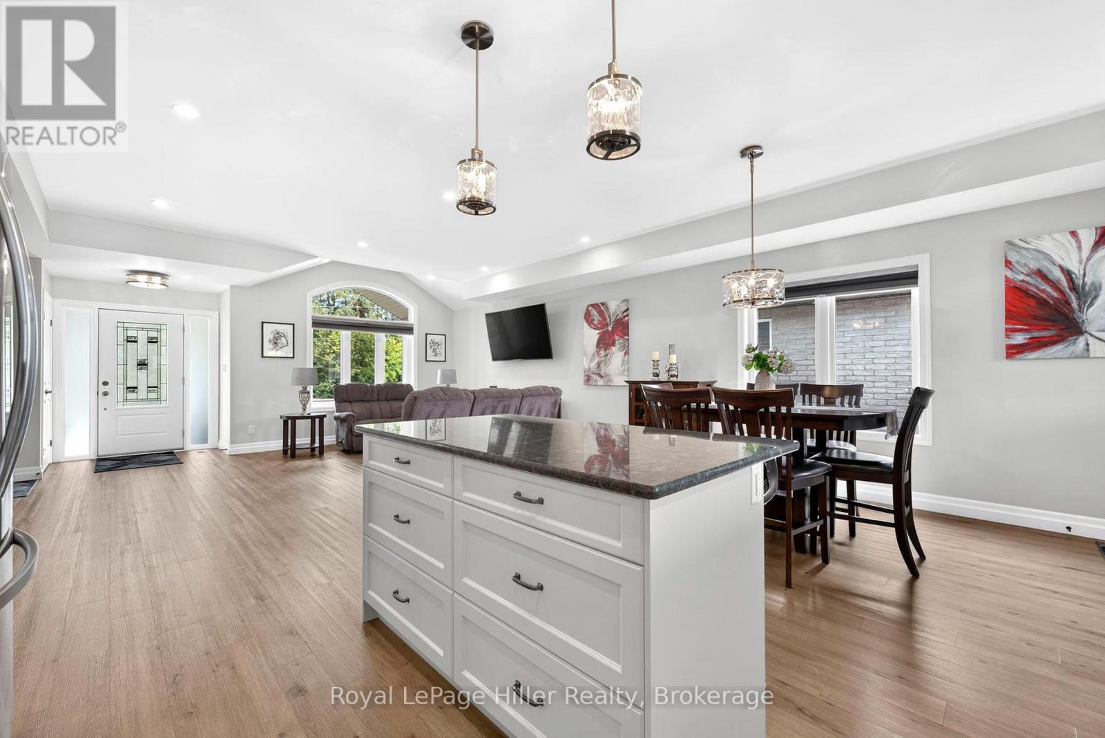 206 NAPIER STREET - 14