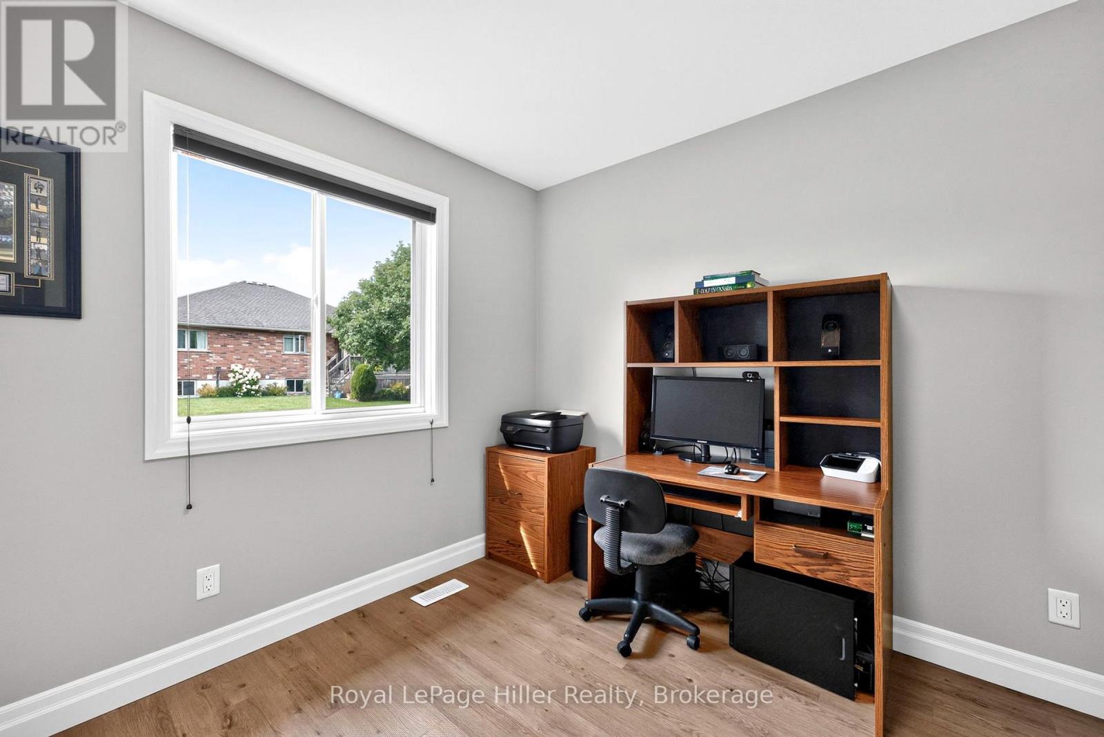 206 NAPIER STREET - 19