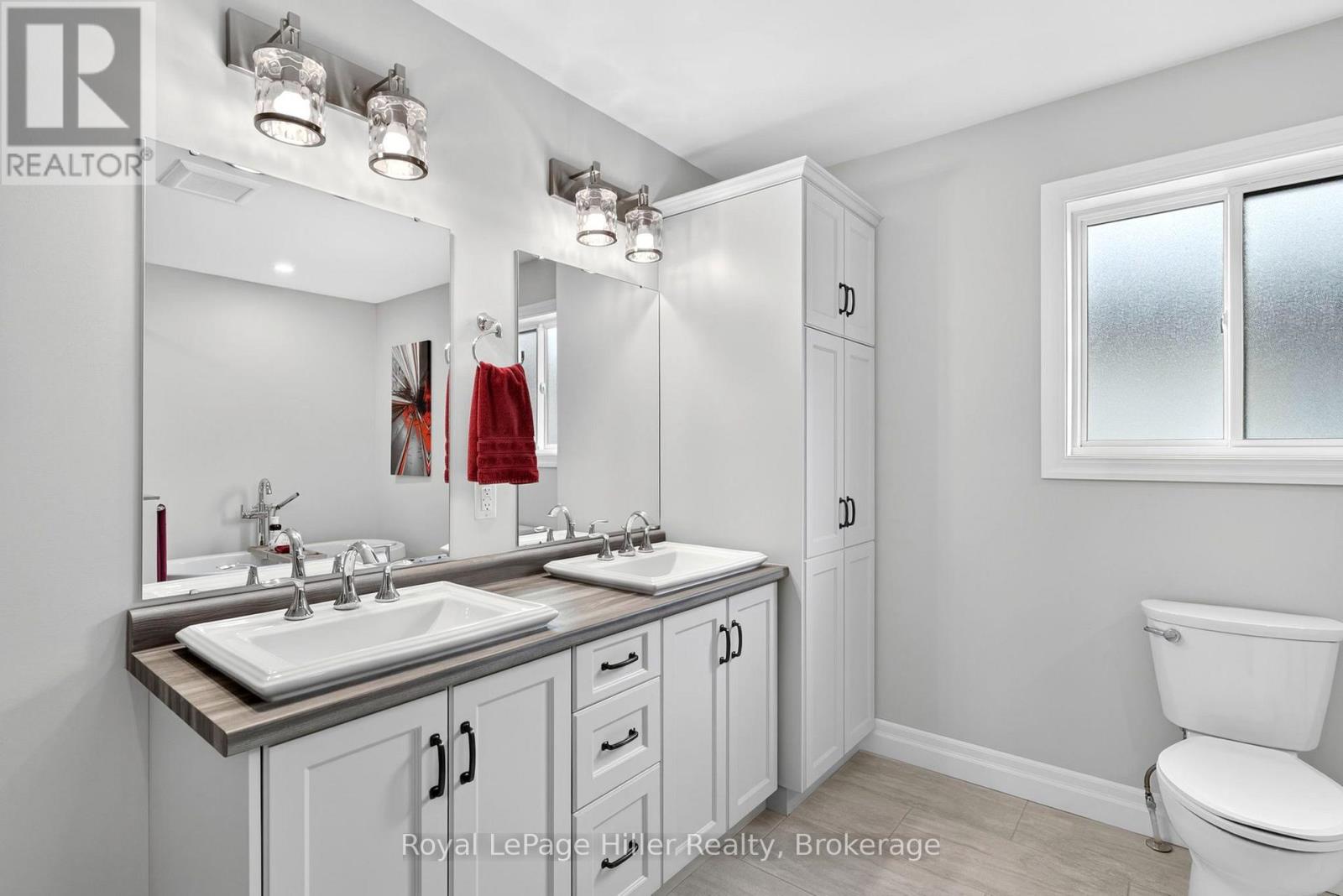 206 NAPIER STREET - 25