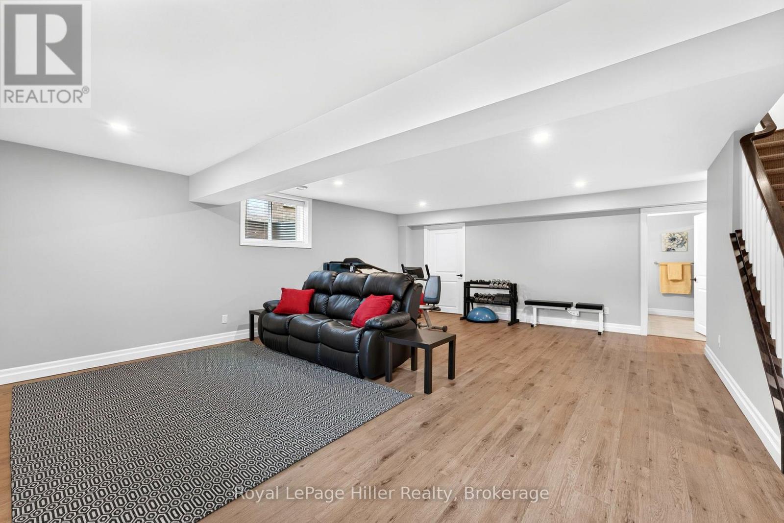 206 NAPIER STREET - Image 29