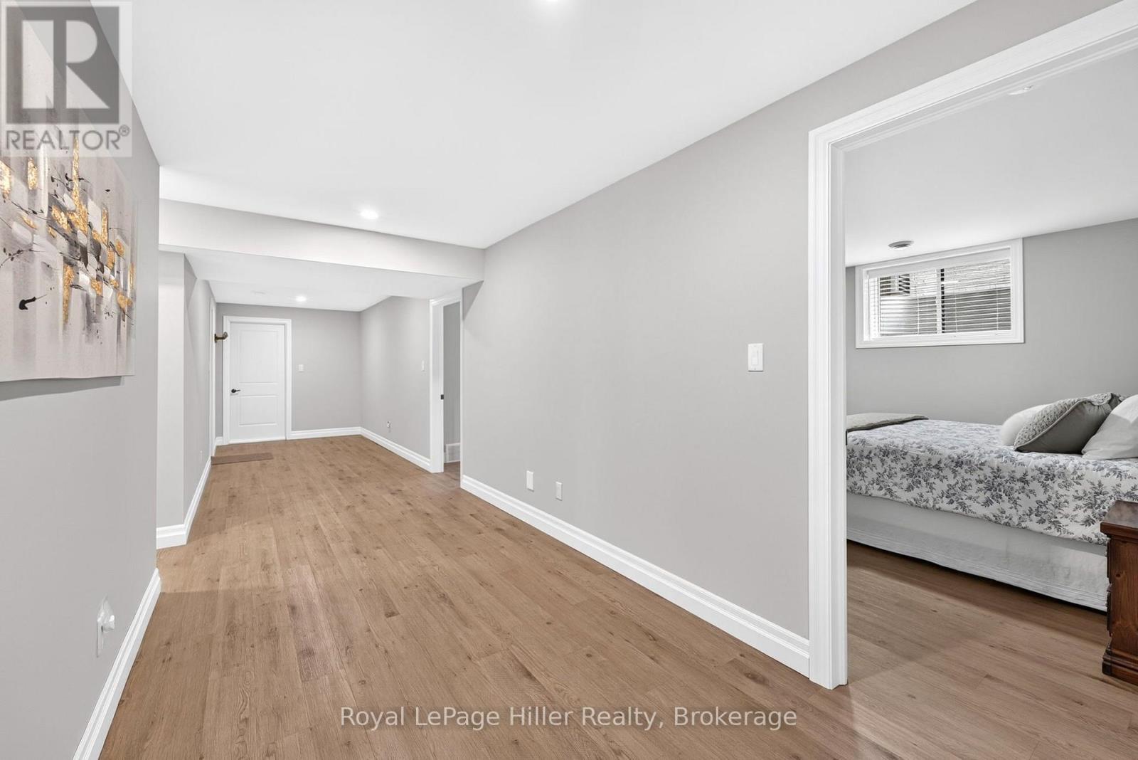 206 NAPIER STREET - 35
