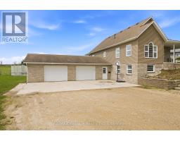 Family room - 69 Queen Street, Morris Turnberry, ON N0G1G0 Photo 7