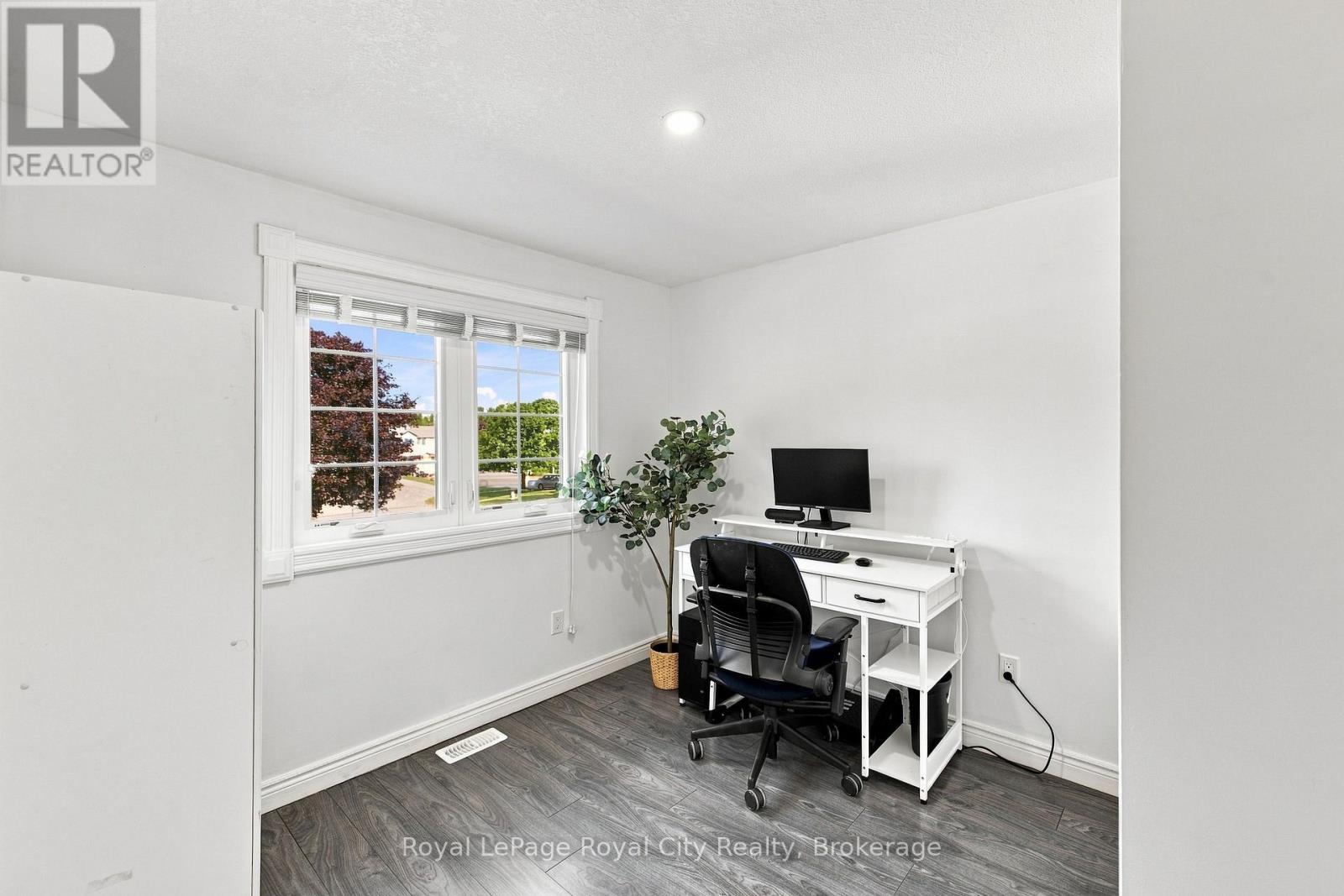 452 MILLBURN BOULEVARD - Image 24