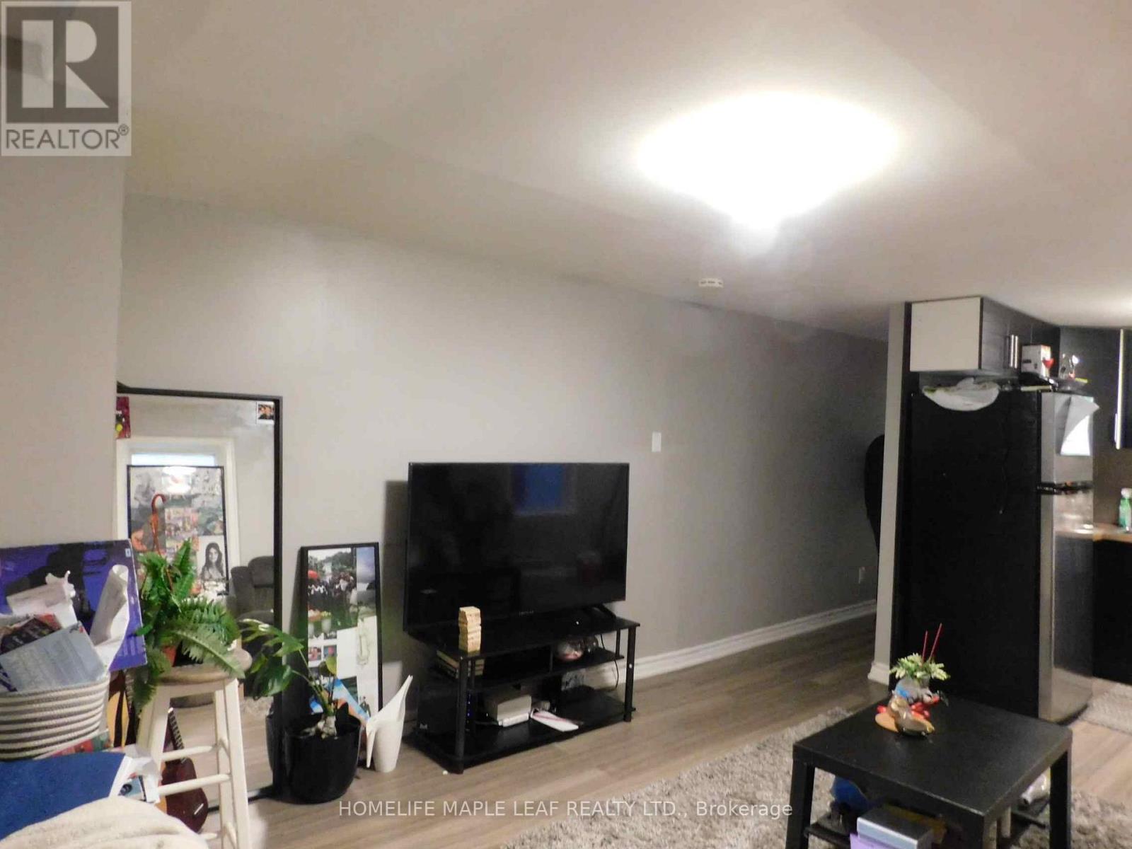 6-8 JOHN STREET - 13