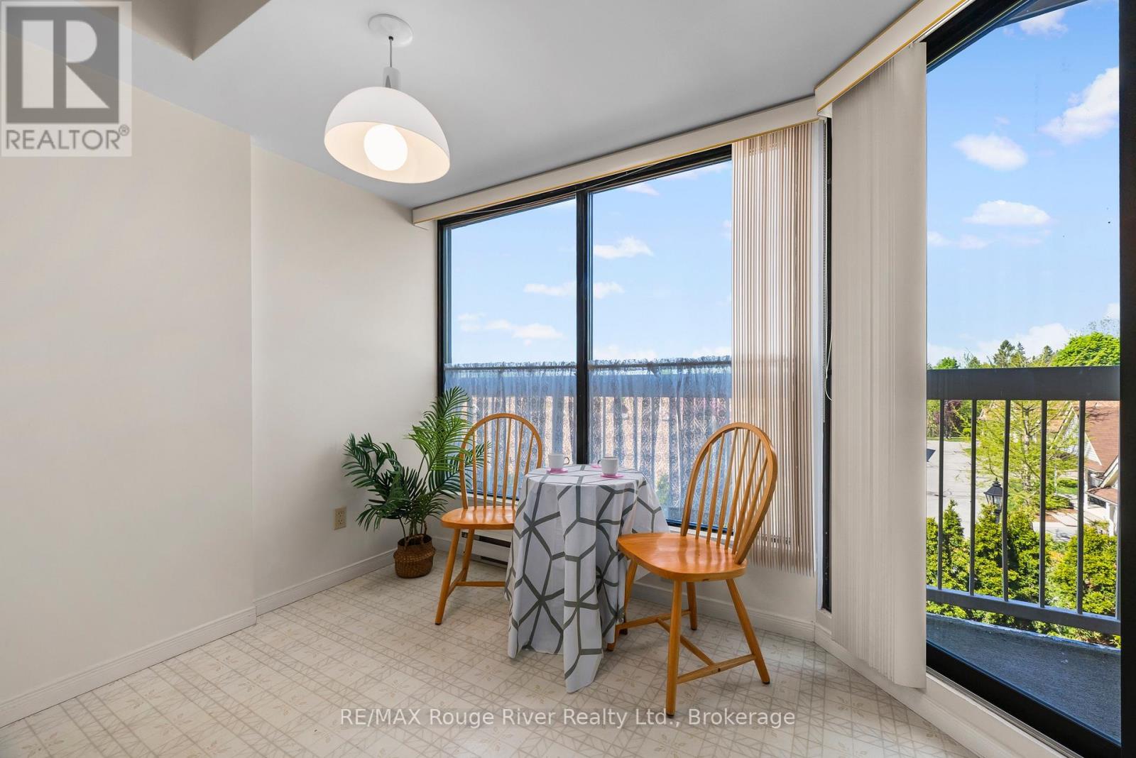 #304 40 AUBURN STREET - Image 14
