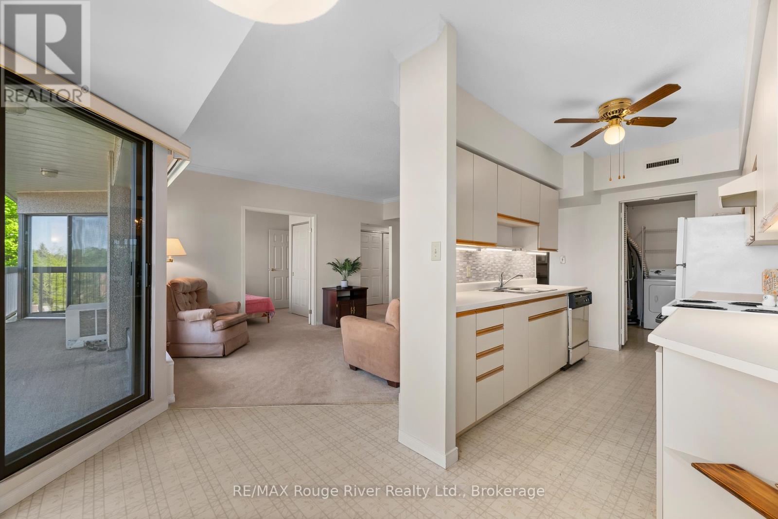 #304 40 AUBURN STREET - Image 16