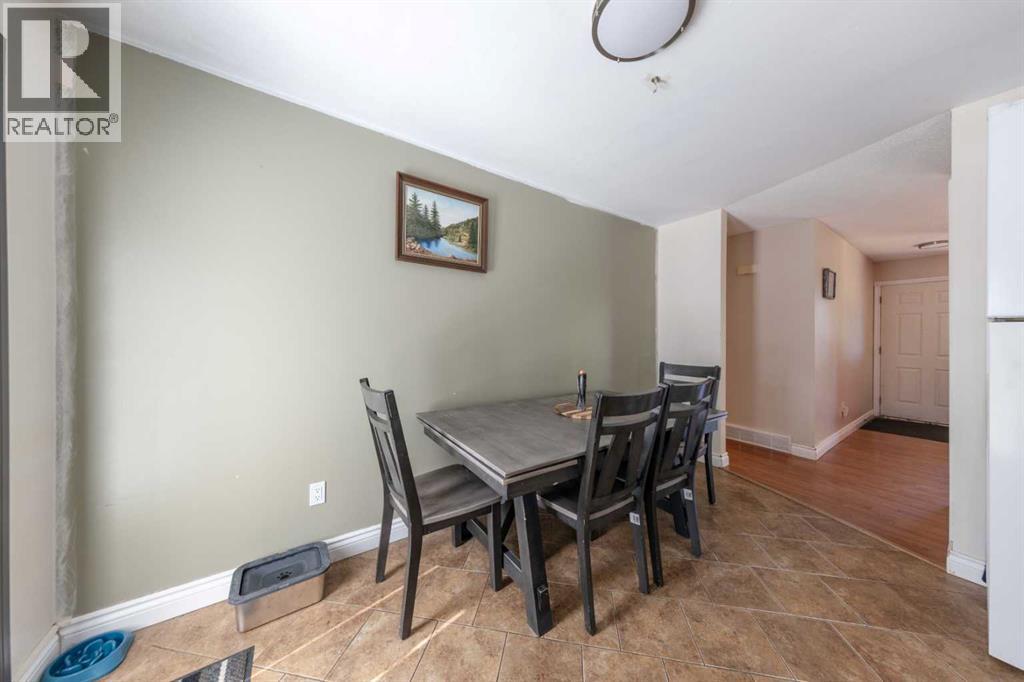 4705 52 Street - Image 12