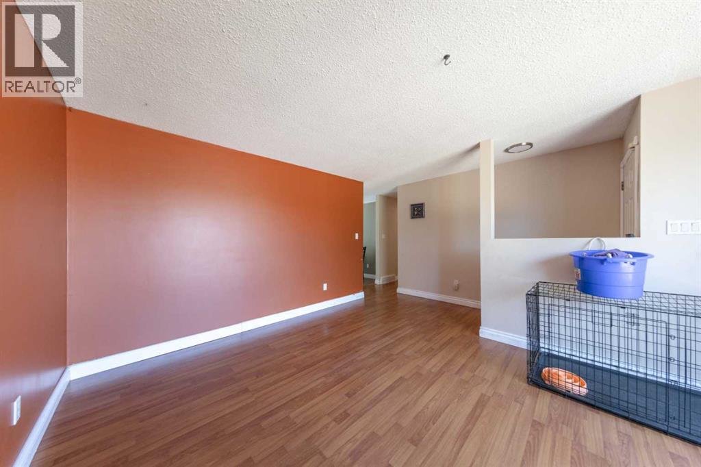 4705 52 Street - Image 4