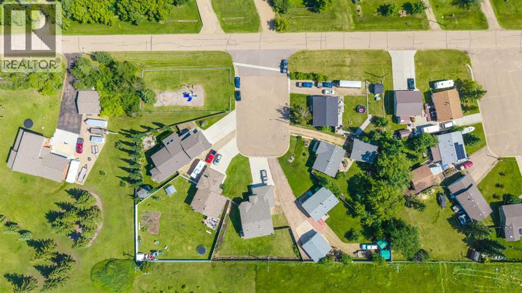 4705 52 Street - 38