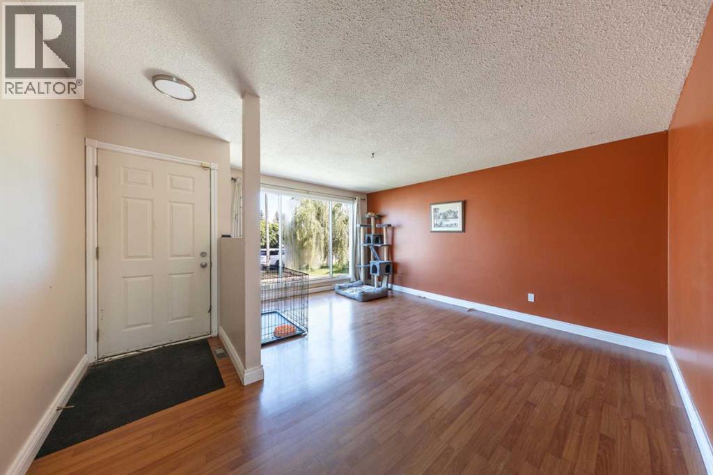 4705 52 Street - Image 5