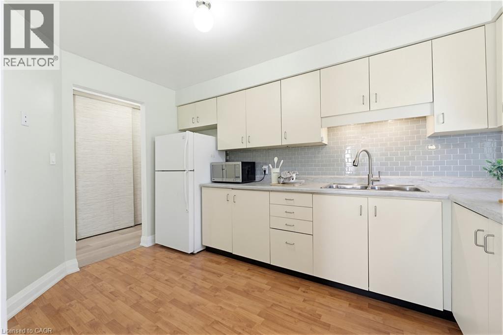#110 30 HUGO Crescent - Image 8