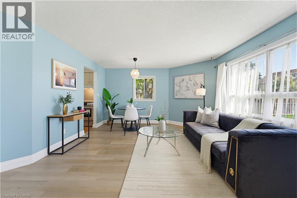#110 30 HUGO Crescent - Image 9